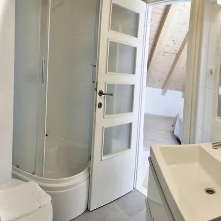 With The And Sea View Pensjonat