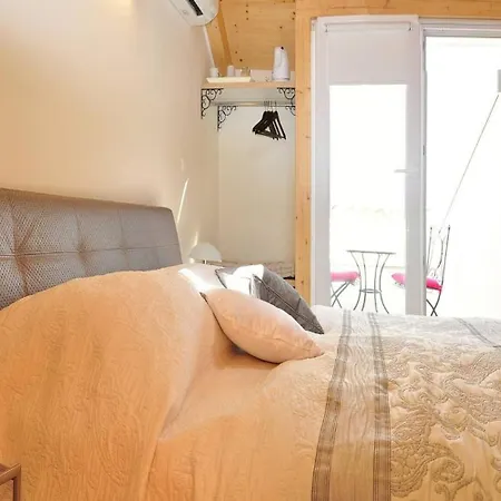 With The And Sea View Pensjonat